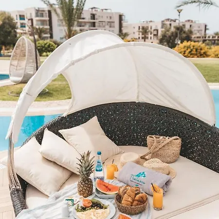 Octopool With Private Pool Апартаменты