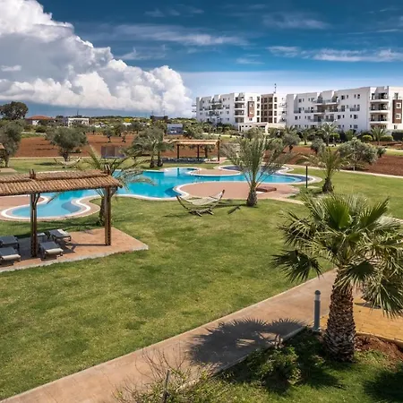 Octopool With Private Pool Apartman